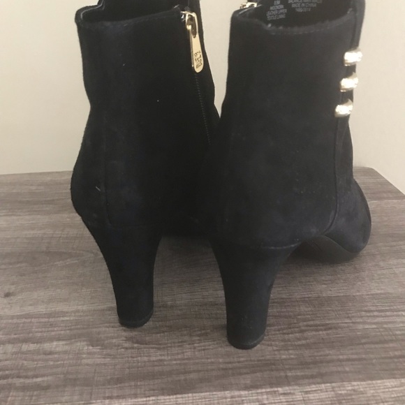 Anne Klein Suede Booties, 3” heel, 8 1/2 M, - Picture 4 of 5